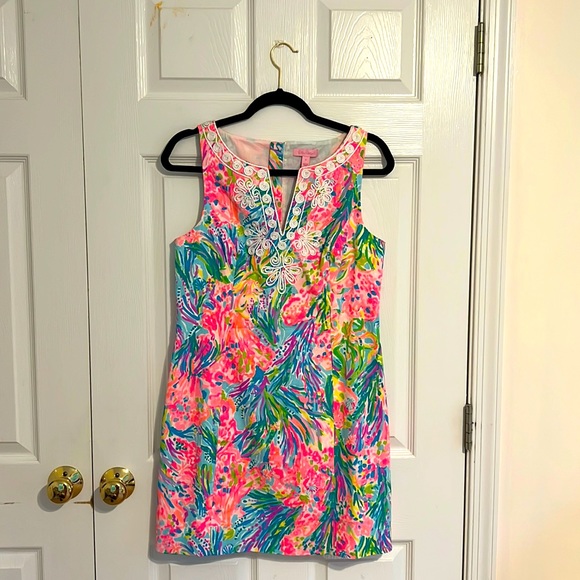 Lilly Pulitzer Dresses & Skirts - Lilly Pulitzer Gabby Shift Dress. Size 6
